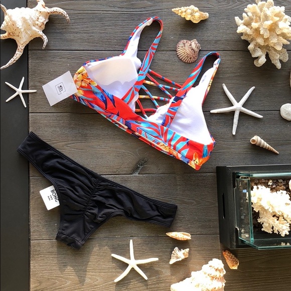🌴🌼RIP CURL- BIKINI SET🌼🌴 - Picture 5 of 8